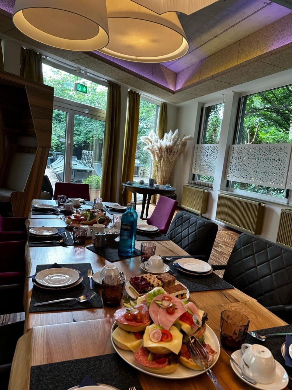 Hotel Ambiente Dortmund Ngoại thất bức ảnh
