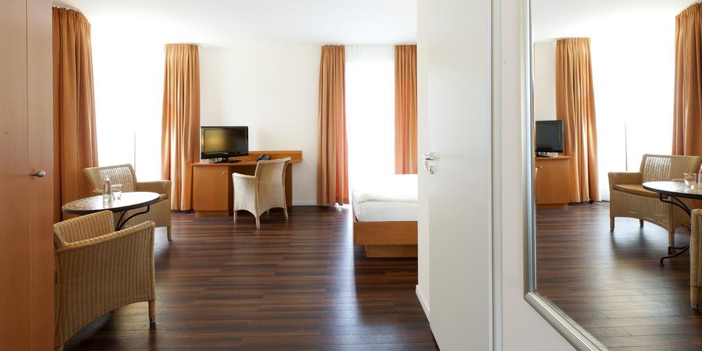 Hotel Ambiente Dortmund Ngoại thất bức ảnh